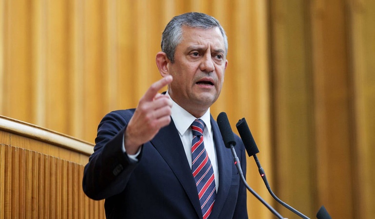 Özgür Özel meydan okudu! 9 dalga değil, 99 dalga yapsanız da başaramayacaksınız