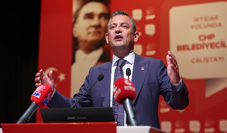 Özgür Özel Saray'a gidecek mi?