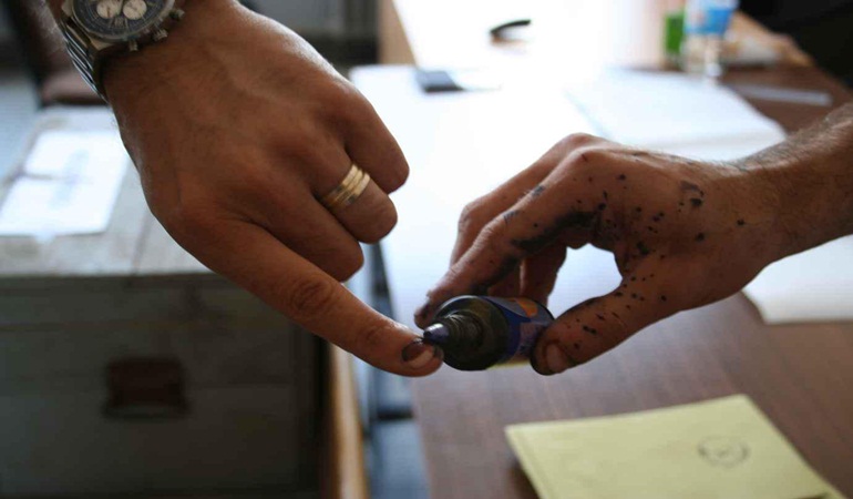 Parmak boyası teklifi reddedildi