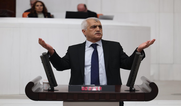 Patlayan Ak Parti foseptik çukurudur!