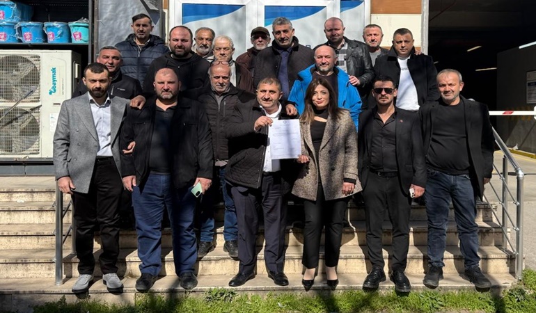 Pazarcılar Odası’nda Kumsar mazbatasını aldı