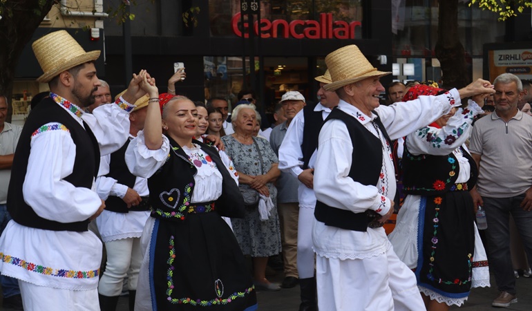 Pişmaniye festivali ile İzmit şenlendi!