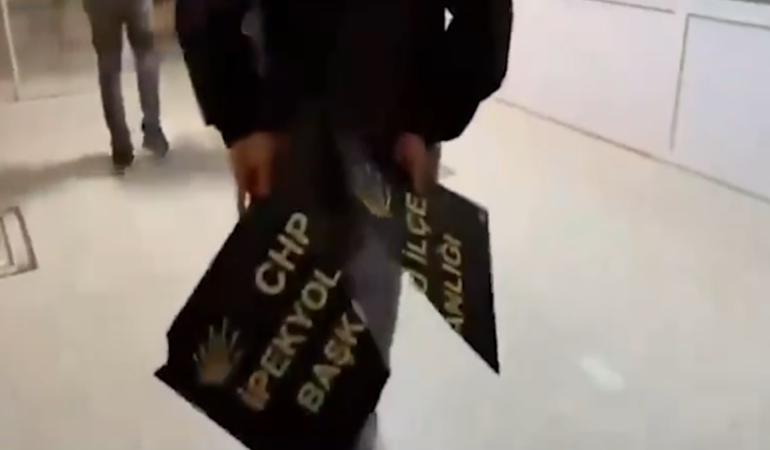 PKK'ya toz kondurmayanlar CHP binasına saldırdı!