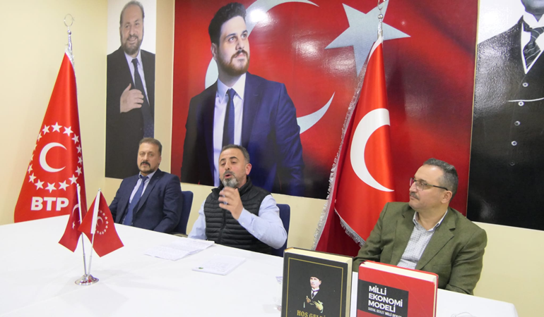 Prof. Dr. Haydar Baş Kocaeli 'de saygıyla anıldı.