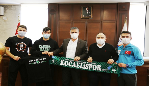 Ragbi şampiyonlarından başkana ziyaret