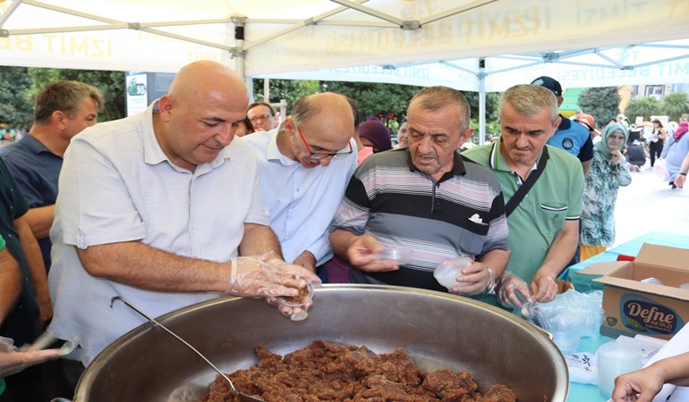 Rumeli Türkleri helva şenliğinde buluştu