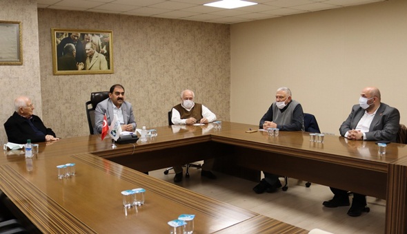 Ruşen Hakkı için yarışan eserlerin birincisi sus şarkıları oldu