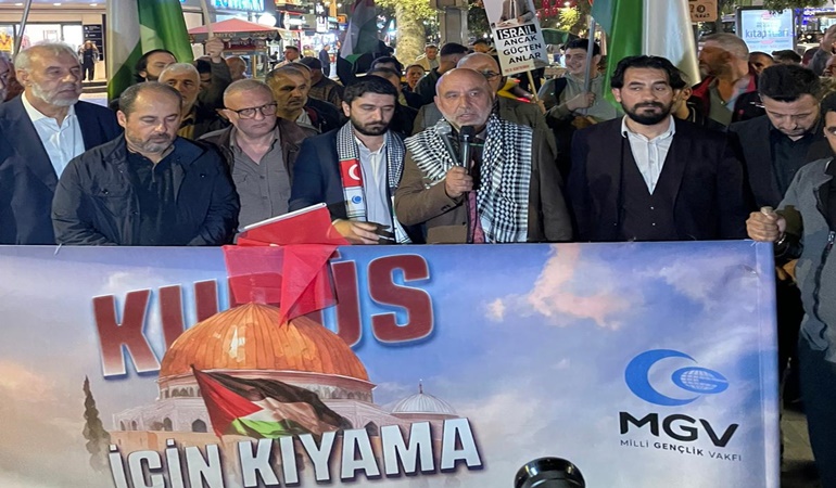 Saadet partililerden İzmit’te İsrail protestosu