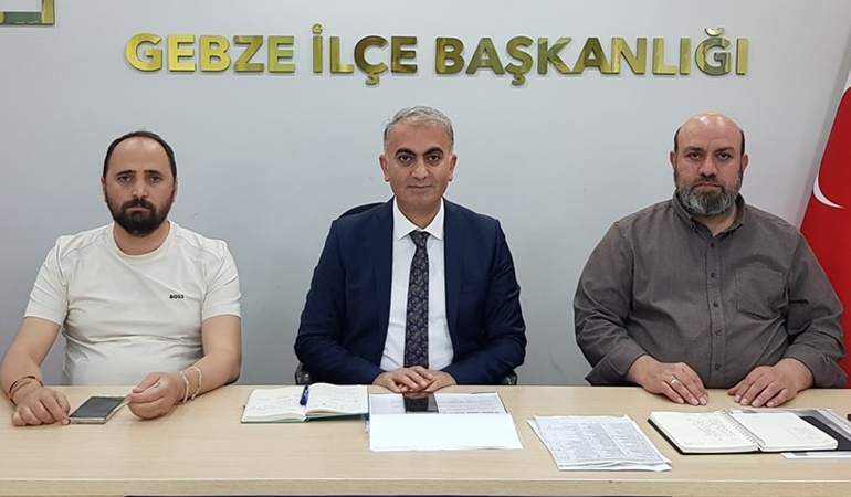 Saadet Partisi Gebze’den kurban atıkları uyarısı!