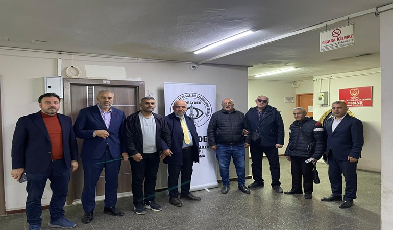 Saadet Partisi Kocaeli İl yönetiminden Görme Engellileri ve Aileleri Derneği’ne ziyaret
