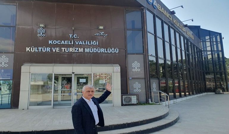 Sabancı Kültür Sitesi bakımsızlıktan yıkılmak isteniyor