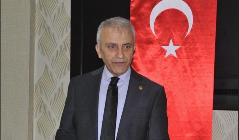 Sağlık çalışanları her gün biraz daha yoksullaşıyor