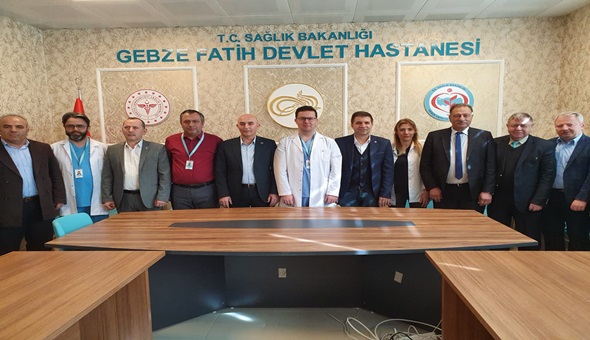 Sağlık çalışanları olumsuz haberlerle yıpratılmamalı