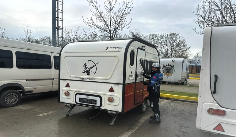 Sahil Otoparkı’nda karavanlara 1 Nisan uyarısı