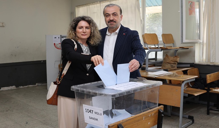 Şahin Talus oyunu Başiskele’de kullandı 