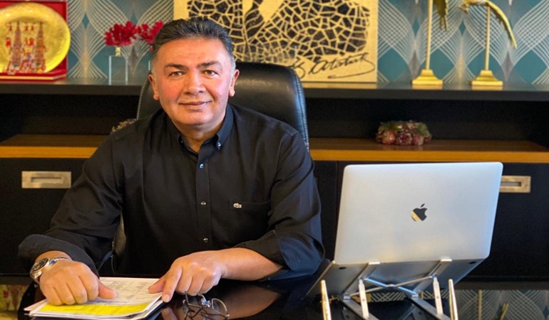 Şanbaz Yıldız Muhtarlar Günü’nü kutladı