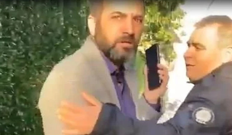 Sandıklara AKP promosyonu dağıttı