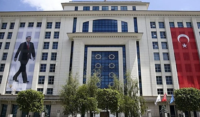 Sandıkta kaybedip masada kazanmaya devam mı?