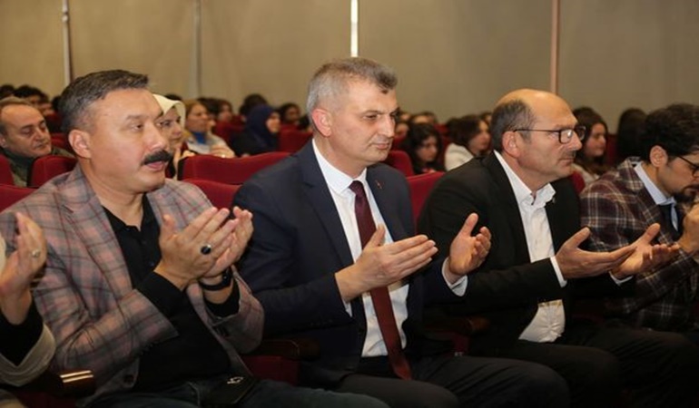 Sarıkamış Şehitleri Gölcük’te de dualarla anıldı