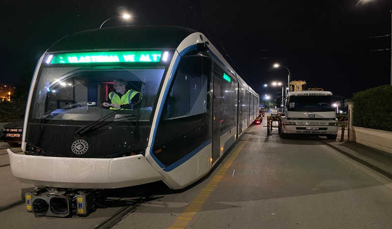 Satın alınan 5’inci tramvayda raylara indi