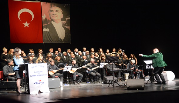 SDKM'de muhteşem yılsonu konseri