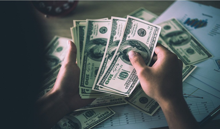 Seçim sonrası dolarda olacakları açıkladı