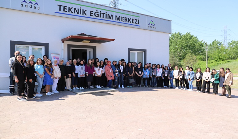 SEDAŞ’ın Kadın Enerjisi Next projesinde atölye buluşması gerçekleştirildi