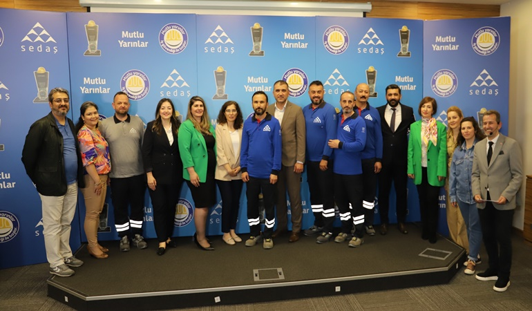 Sedaş’ta başarılı çalışanlara ödül