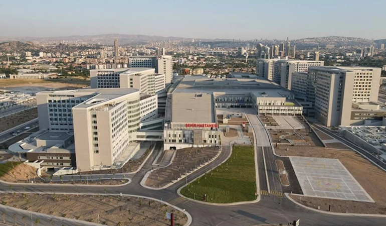 Şehir hastaneleri milyarları yuttu, yutmaya da devam!