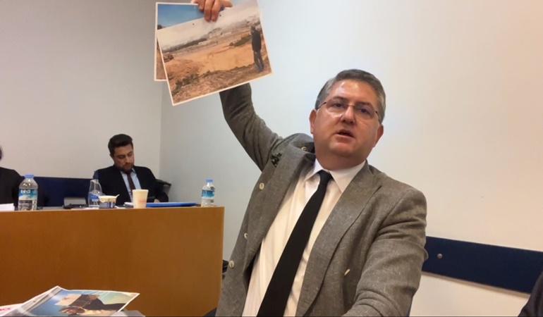 Şehir Hastanesi’nde ameliyat yok, Çayırova’da tabela çok! 