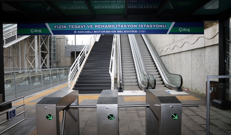 Şehir Hastanesi’nde yürüyen merdivenler durdu!