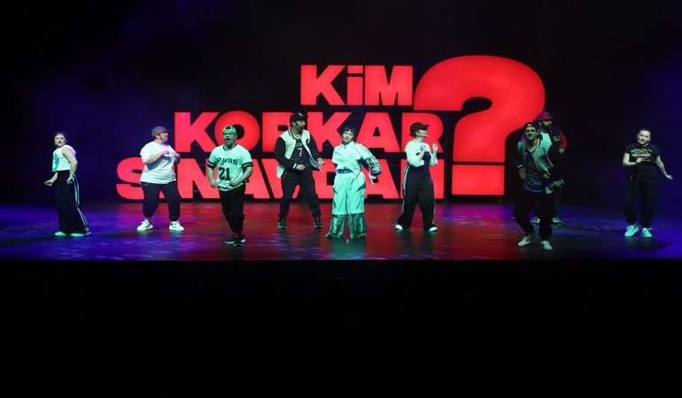 Şehir Tiyatrolarından gençler için Kim Korkar Sınavdan oyunu 