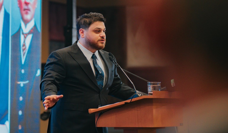 Seka’yı kapattılar şimdi kağıt ithal etmek için dolar arıyorlar