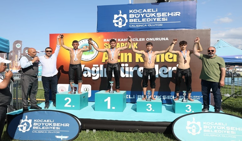 Sekapark Altın Kemer Yağlı Güreşleri’nde çeyrek finalistler belli oldu