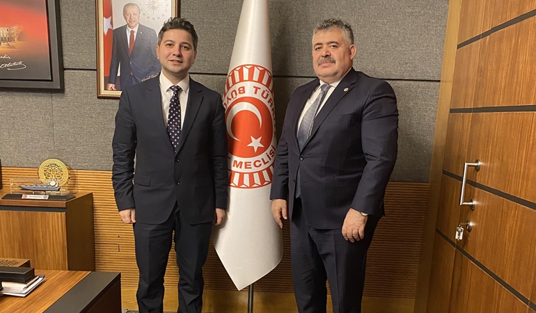 Selvi, Tipioğlu ve Karslılarla buluştu