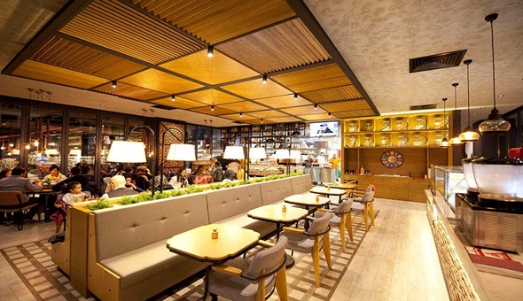 Seyahat kısıtlaması kalktı, kafe ve restoranlar açılacak