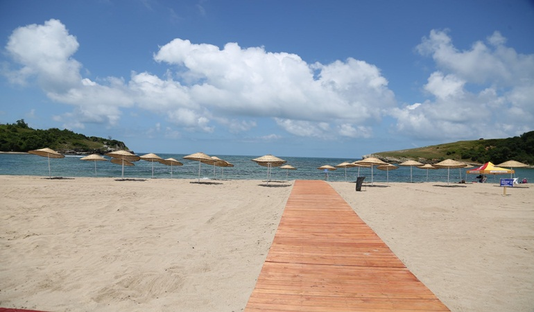 Seyrek plajı sezona hazır