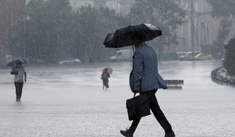 Sis ve sağanak yağış uyarısı