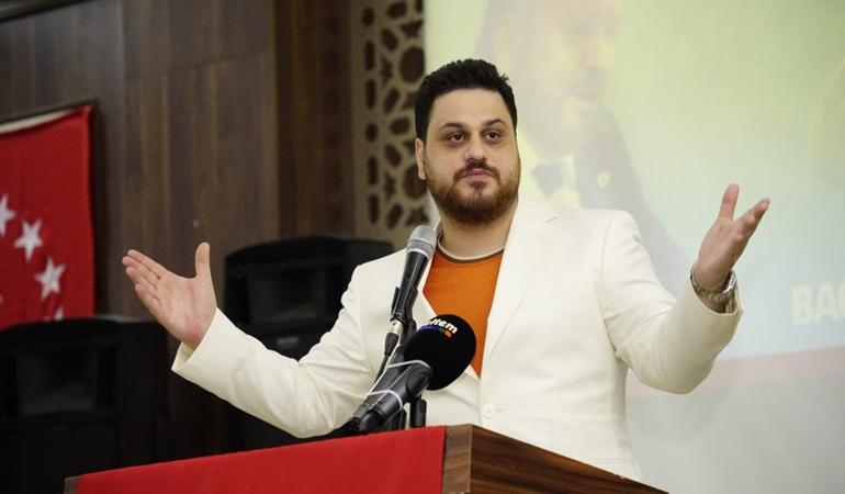 Siz hoca değilsiniz, hepiniz şarlatansınız