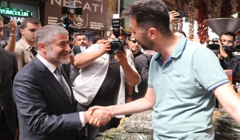 Sizlerin duasıyla enflasyonun üstesinden geleceğiz