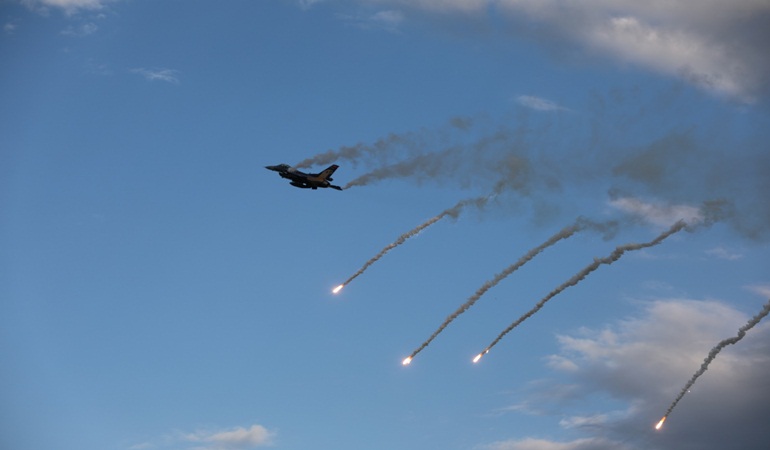SOLOTÜRK İzmit’te nefesleri kesti