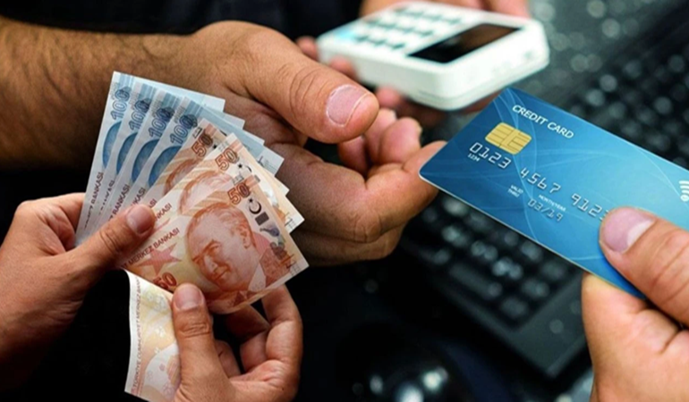 Son 1 yılda kart borçlusu sayısında büyük artış