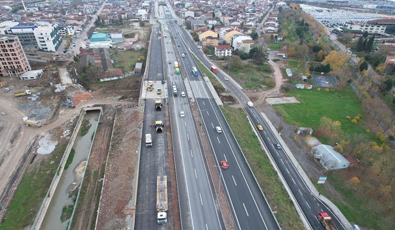 Stadyum bağlantı köprüsü için fore kazıklar çakılmaya başlandı