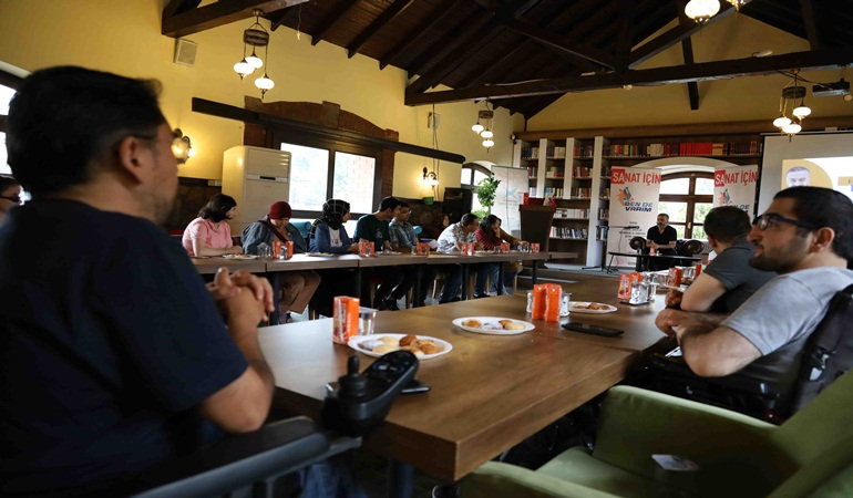 Suat Köçer ile Sanat İçin Ben De Varım