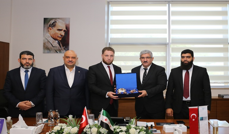 Suriye Hama Valisi Es-Seheyen’den KOTO’ya ziyaret
