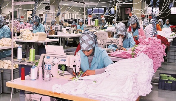 Suriyeli sığınmacılar tekstil sektörünü vurdu! 