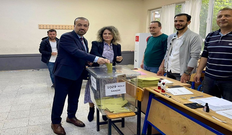 Talus: İlk işimiz  oyumuzu kullanmak olsun