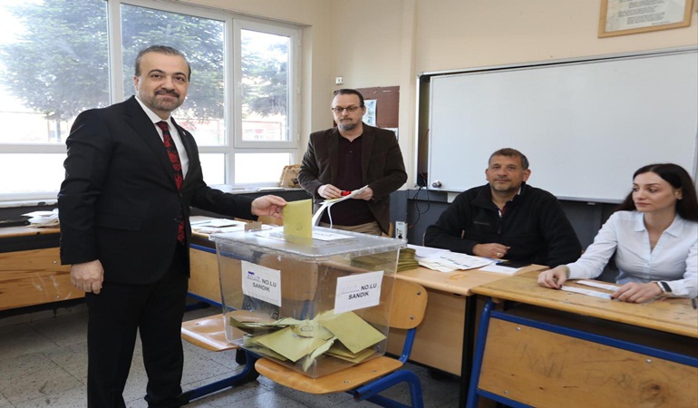 Talus, oyunu kullandı: Sandık, milli iradenin kalesidir