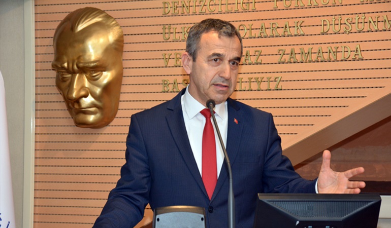 Tarihçi Yazar Naim Babüroğlu konferans için İzmit’e geliyor