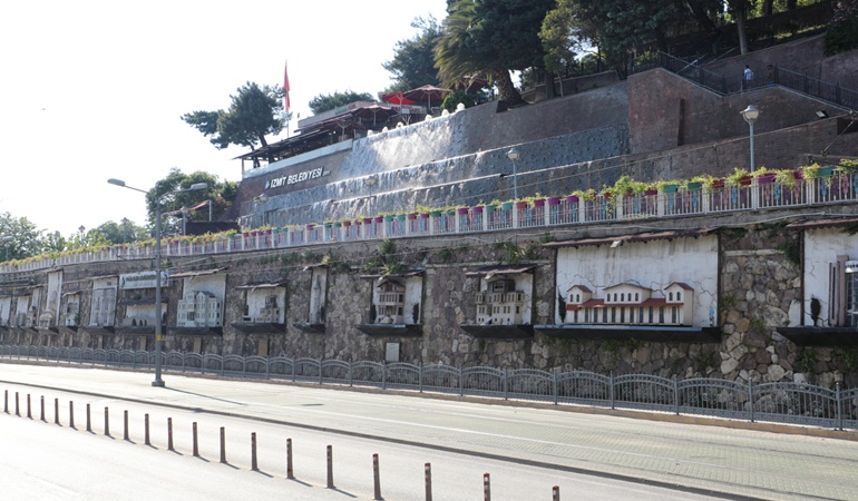 Tarihi duvar yeniden ihaleye çıkacak 